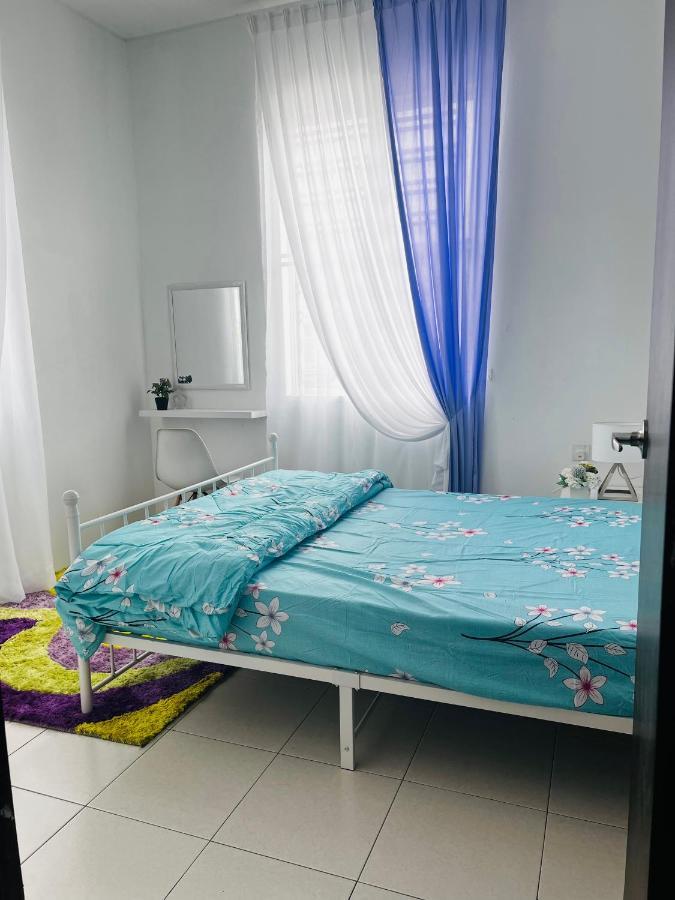 Villa Pool Kepala Batas Kampong Hilir  Esterno foto